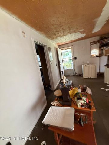 5303 SUNDERLAND, Jacksonville, FL 32210