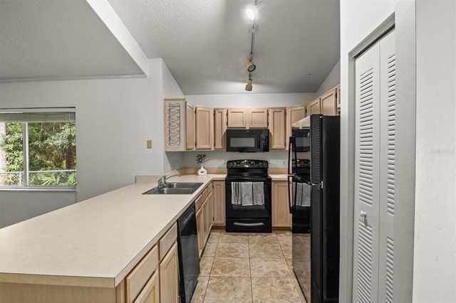 381 SAN JOSE DRIVE, Winter Haven, FL 33884