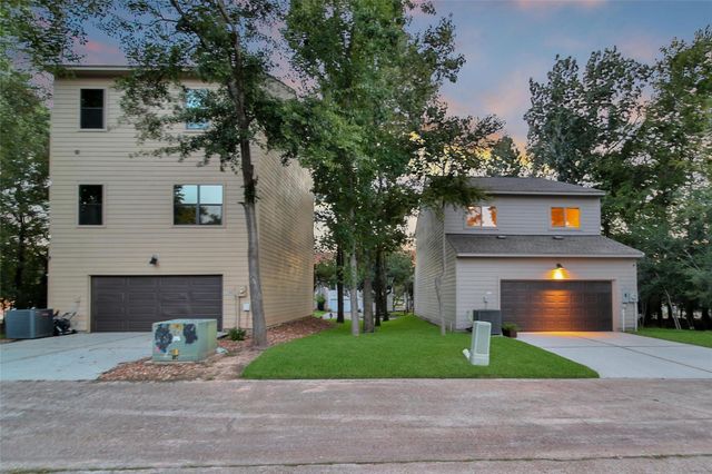 3150 Poe Drive, Montgomery, TX 77356