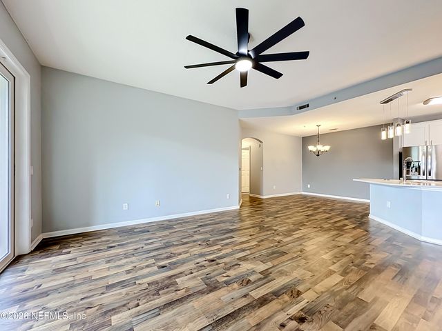 785 OAKLEAF PLANTATION Parkway 1323, Orange Park, FL 32065