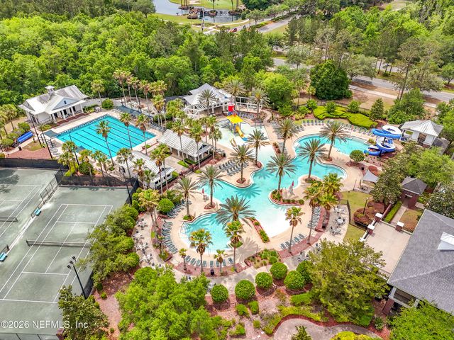 785 OAKLEAF PLANTATION Parkway 1323, Orange Park, FL 32065