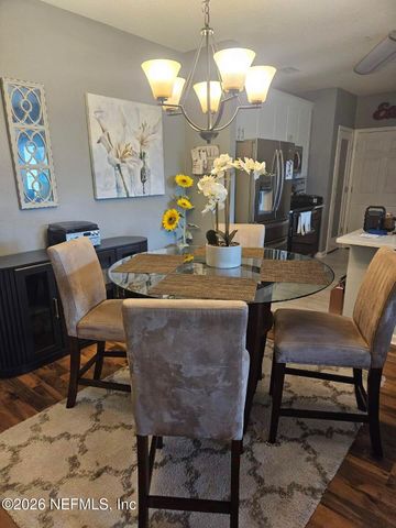 785 OAKLEAF PLANTATION Parkway 1323, Orange Park, FL 32065