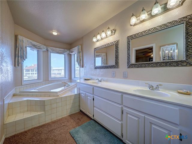 15806 Punta Espada Loop, Corpus Christi, TX 78418