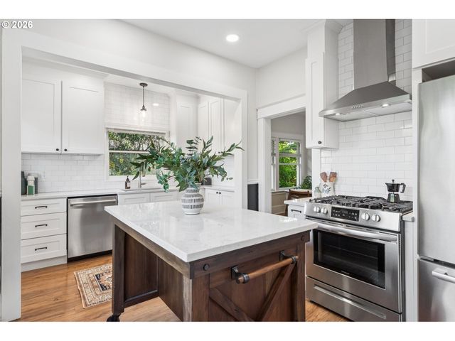 3324 Se 55TH Ave, Portland, OR 97206