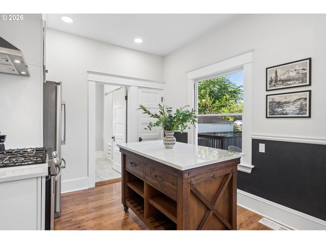 3324 Se 55TH Ave, Portland, OR 97206