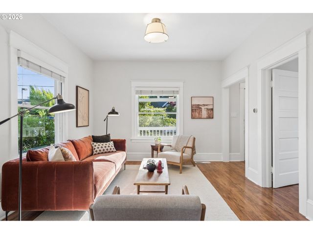 3324 Se 55TH Ave, Portland, OR 97206