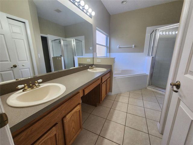 1748 HICKORY RIDGE DRIVE, Fruitland Park, FL 34731