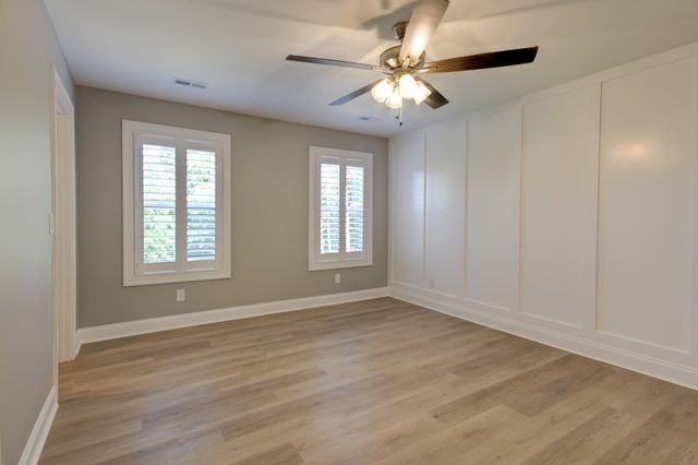 120 Golden Eagle Dr, Dover, TN 37058