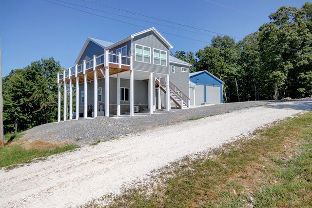 120 Golden Eagle Dr, Dover, TN 37058