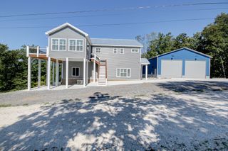 120 Golden Eagle Dr, Dover, TN 37058