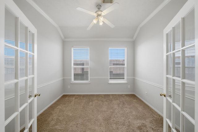 1631 Crescent Shores Lane, Pasadena, TX 77586
