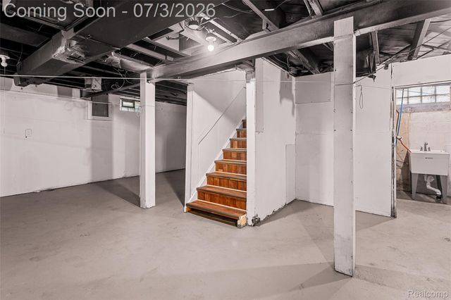 12085 Laing Street, Detroit, MI 48224