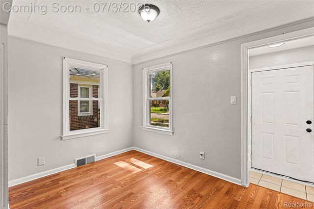 12085 Laing Street, Detroit, MI 48224