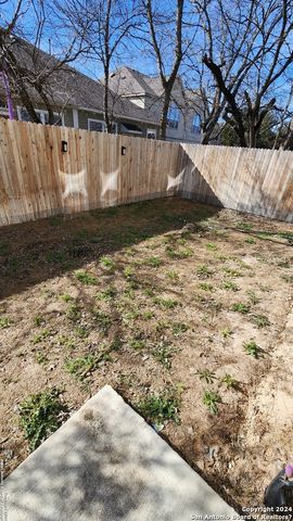 6806 Prue Rd Unit 22, San Antonio, TX 78240