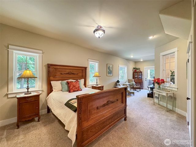 325 Evergreen View Parkway, Port Angeles, WA 98363