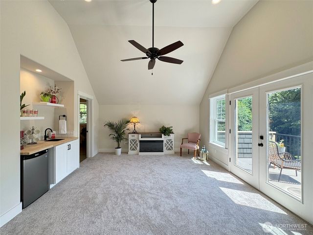 325 Evergreen View Parkway, Port Angeles, WA 98363