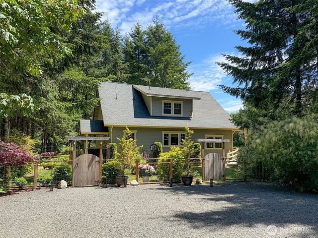 325 Evergreen View Parkway, Port Angeles, WA 98363