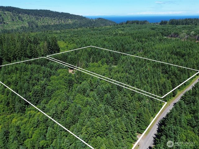 325 Evergreen View Parkway, Port Angeles, WA 98363