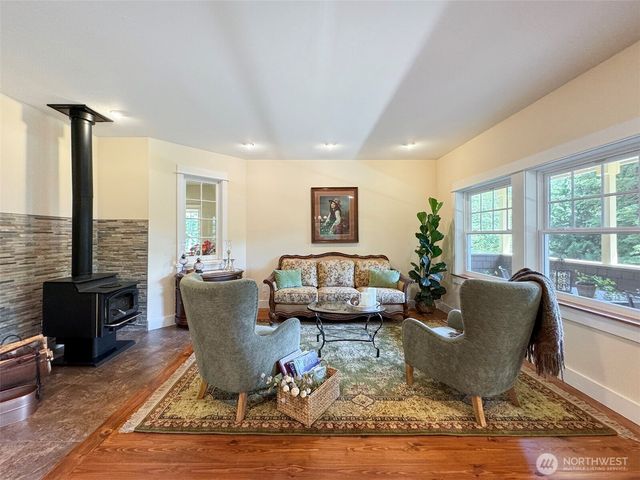 325 Evergreen View Parkway, Port Angeles, WA 98363