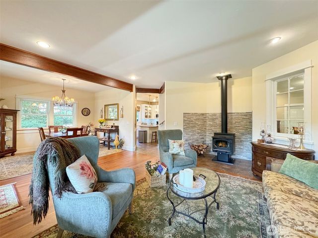 325 Evergreen View Parkway, Port Angeles, WA 98363