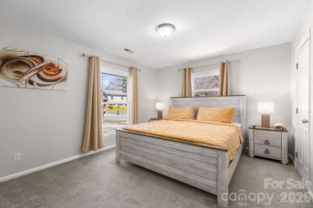 4508 Belle Plaine Drive, Charlotte, NC 28215
