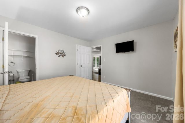 4508 Belle Plaine Drive, Charlotte, NC 28215