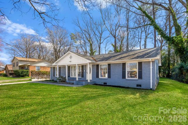 4508 Belle Plaine Drive, Charlotte, NC 28215