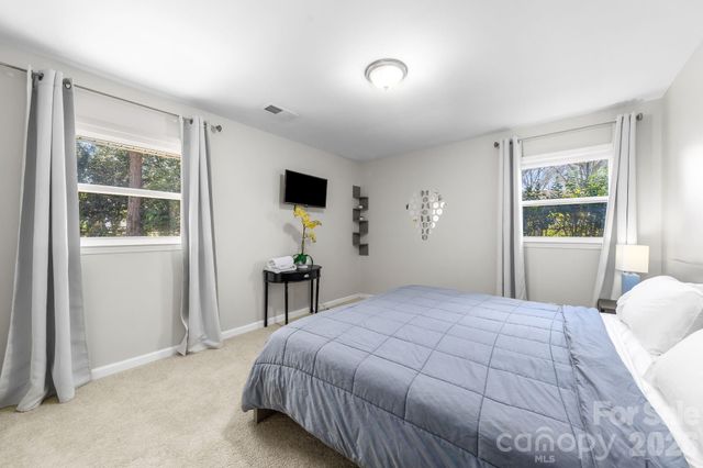 4508 Belle Plaine Drive, Charlotte, NC 28215