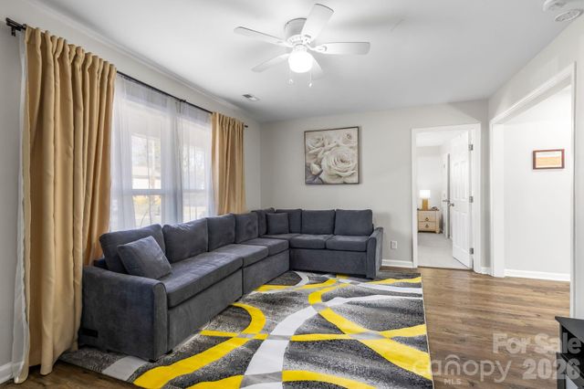 4508 Belle Plaine Drive, Charlotte, NC 28215