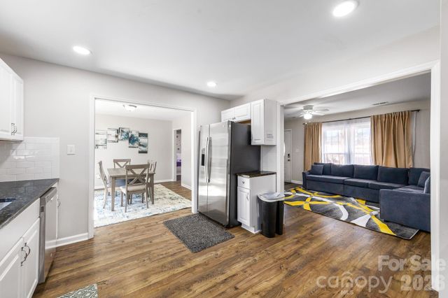 4508 Belle Plaine Drive, Charlotte, NC 28215