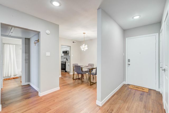 2701 Bellefontaine Street B1, Houston, TX 77025