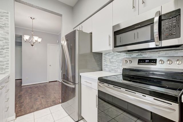 2701 Bellefontaine Street B1, Houston, TX 77025