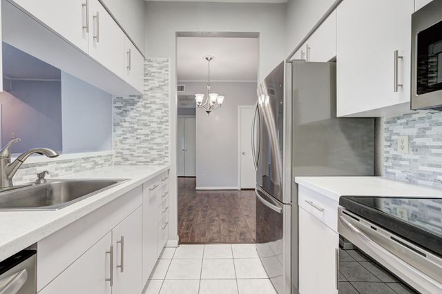 2701 Bellefontaine Street B1, Houston, TX 77025