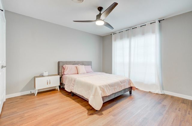 2701 Bellefontaine Street B1, Houston, TX 77025