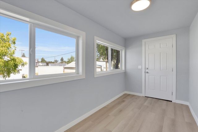 2811 N Lincoln St, Spokane, WA 99205