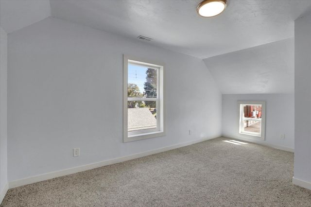 2811 N Lincoln St, Spokane, WA 99205