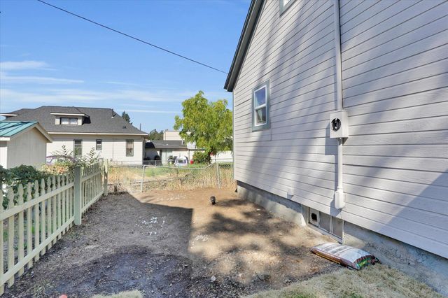 2811 N Lincoln St, Spokane, WA 99205