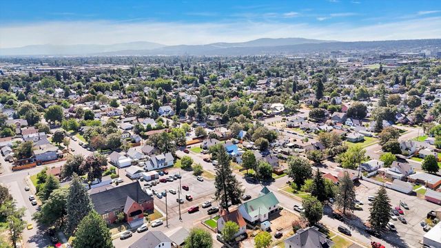 2811 N Lincoln St, Spokane, WA 99205