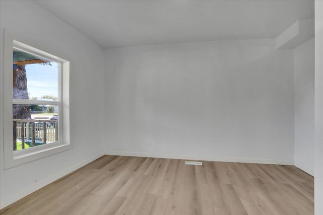 2811 N Lincoln St, Spokane, WA 99205