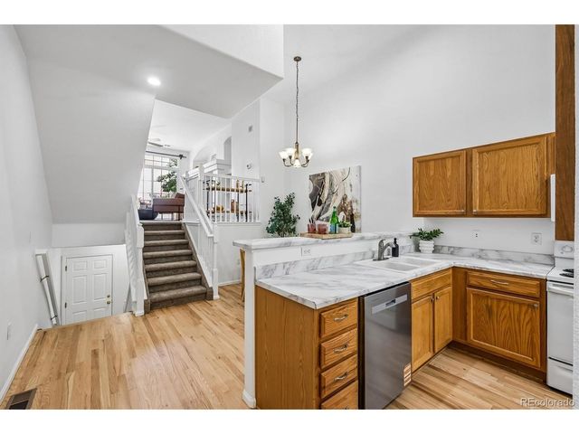 1375 S Dayton Ct, Denver, CO 80247