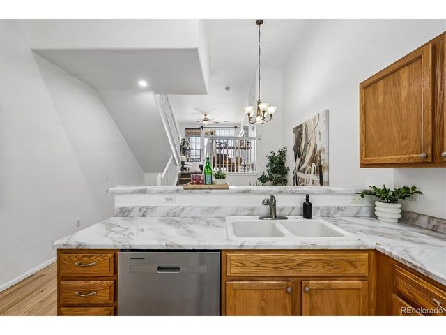 1375 S Dayton Ct, Denver, CO 80247