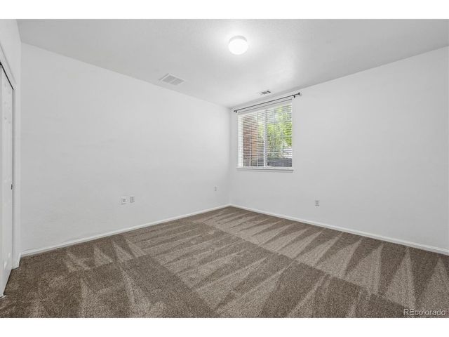 1375 S Dayton Ct, Denver, CO 80247