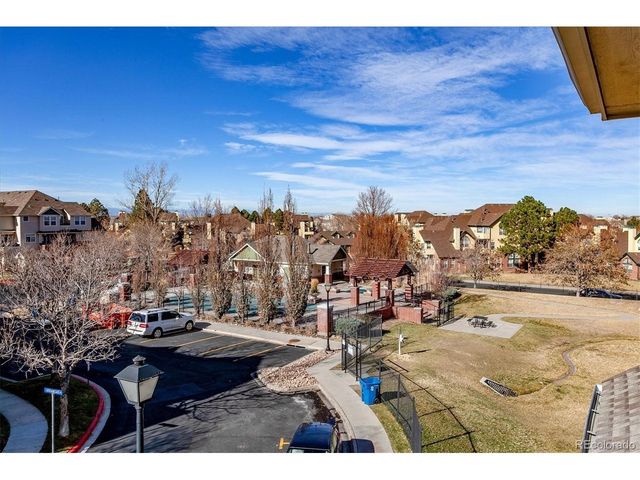 1375 S Dayton Ct, Denver, CO 80247