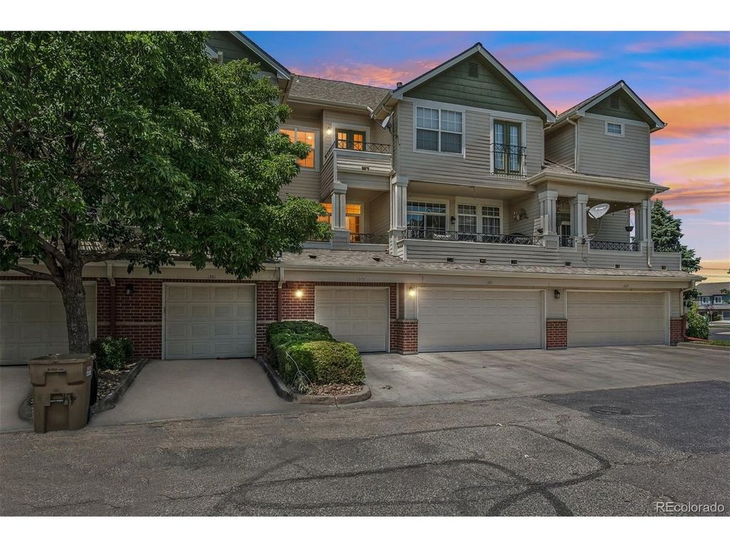 1375 S Dayton Ct, Denver, CO 80247