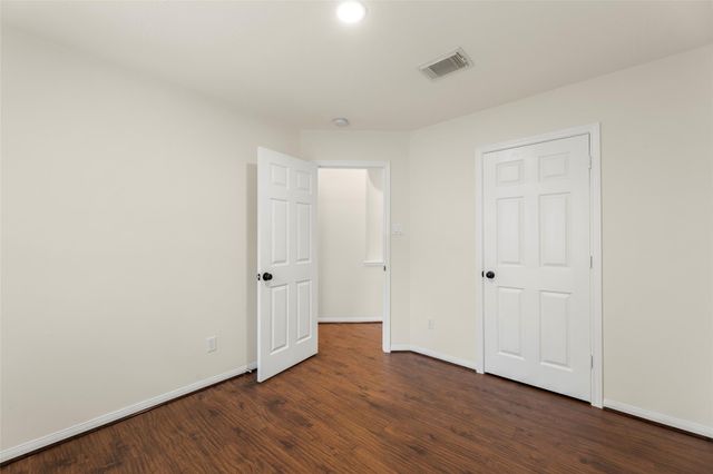2210 Plum Square Court, Fresno, TX 77545