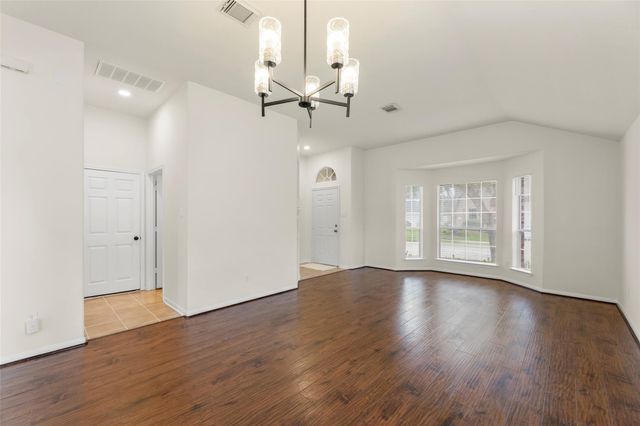 2210 Plum Square Court, Fresno, TX 77545
