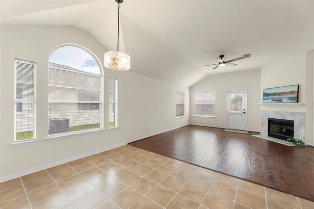 2210 Plum Square Court, Fresno, TX 77545