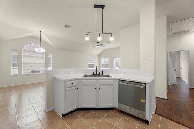2210 Plum Square Court, Fresno, TX 77545