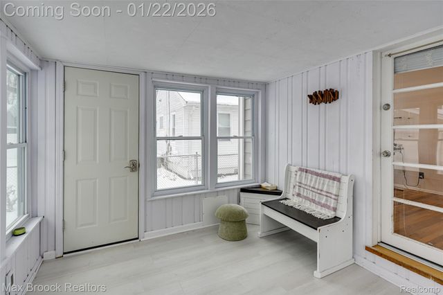 1460 Cole Street, Birmingham, MI 48009