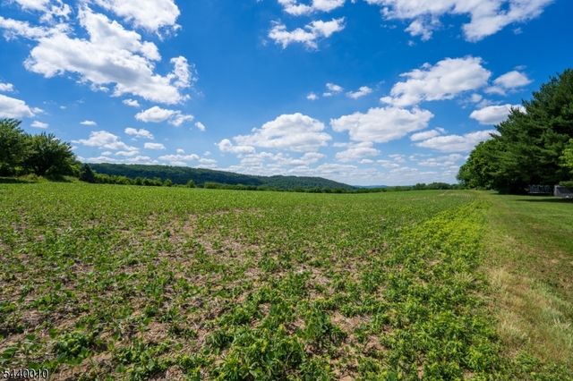 310 Ridge Rd, Harmony Twp., NJ 08865